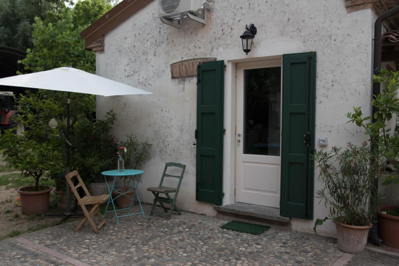 B&B Antica Cascina Boretto Buitenkant foto