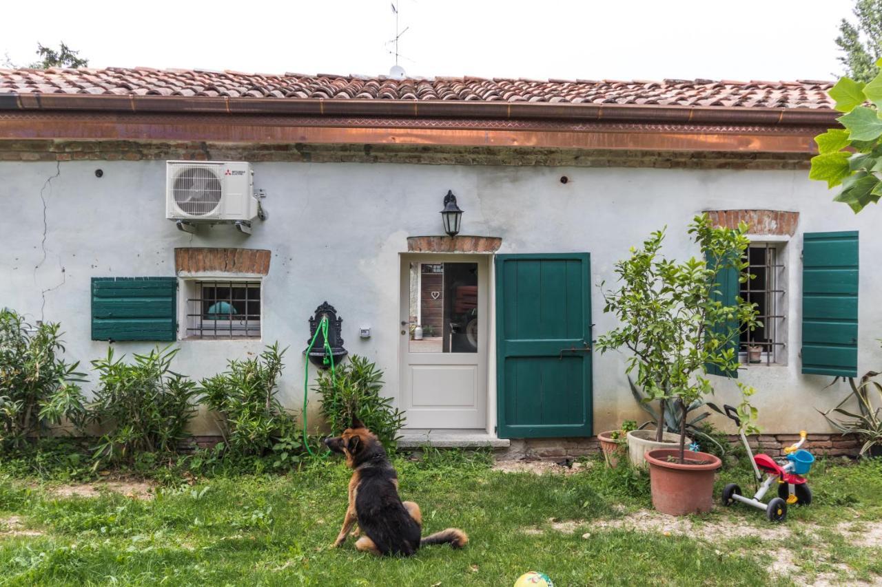 B&B Antica Cascina Boretto Buitenkant foto