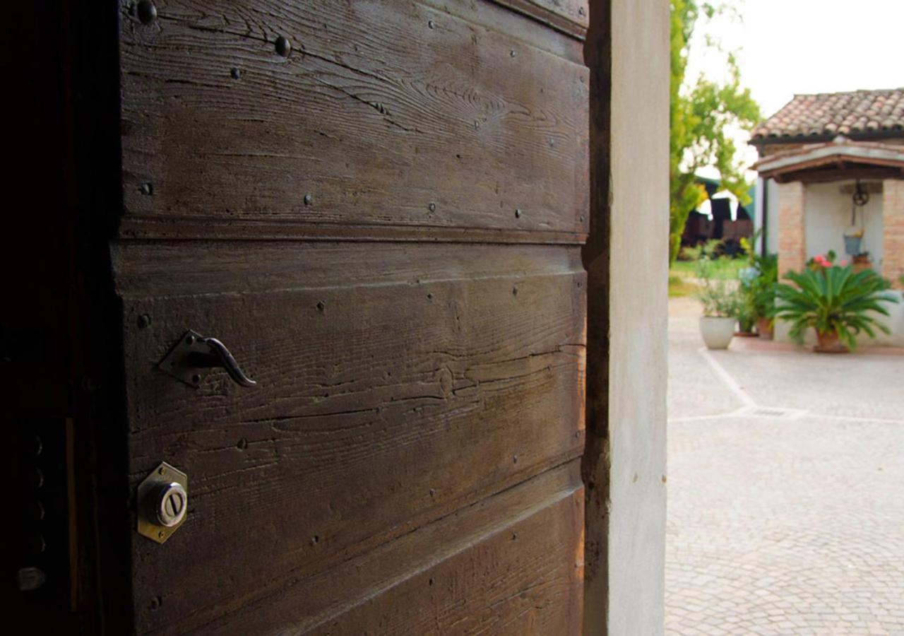 B&B Antica Cascina Boretto Buitenkant foto