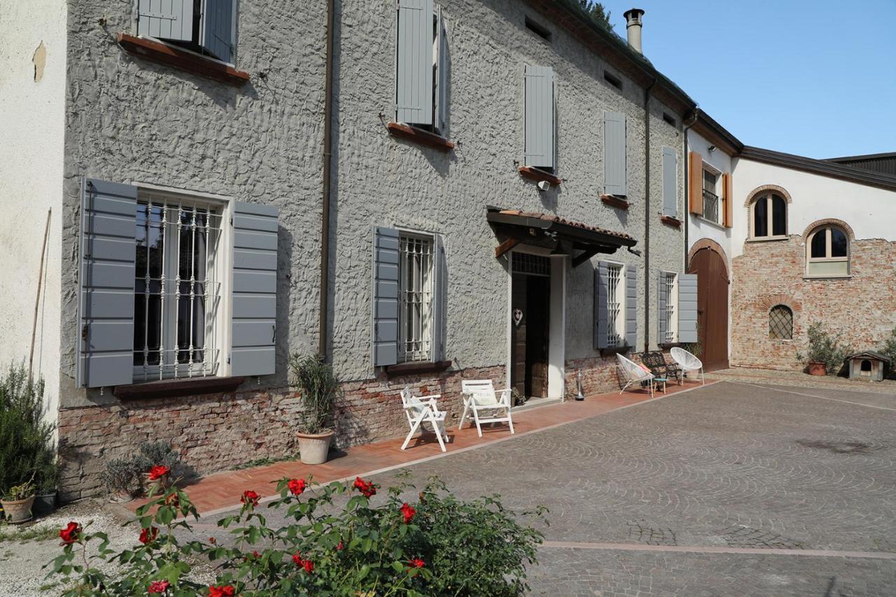 B&B Antica Cascina Boretto Buitenkant foto