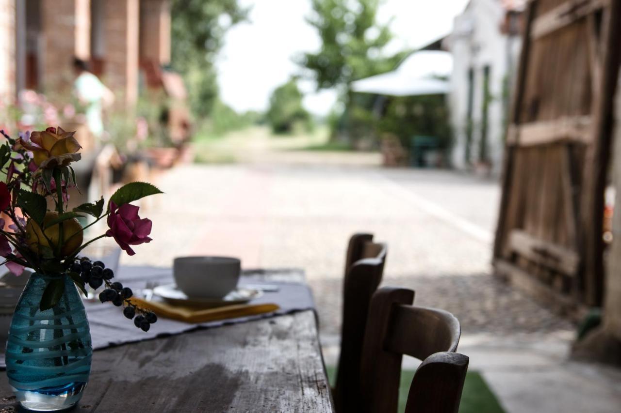B&B Antica Cascina Boretto Buitenkant foto